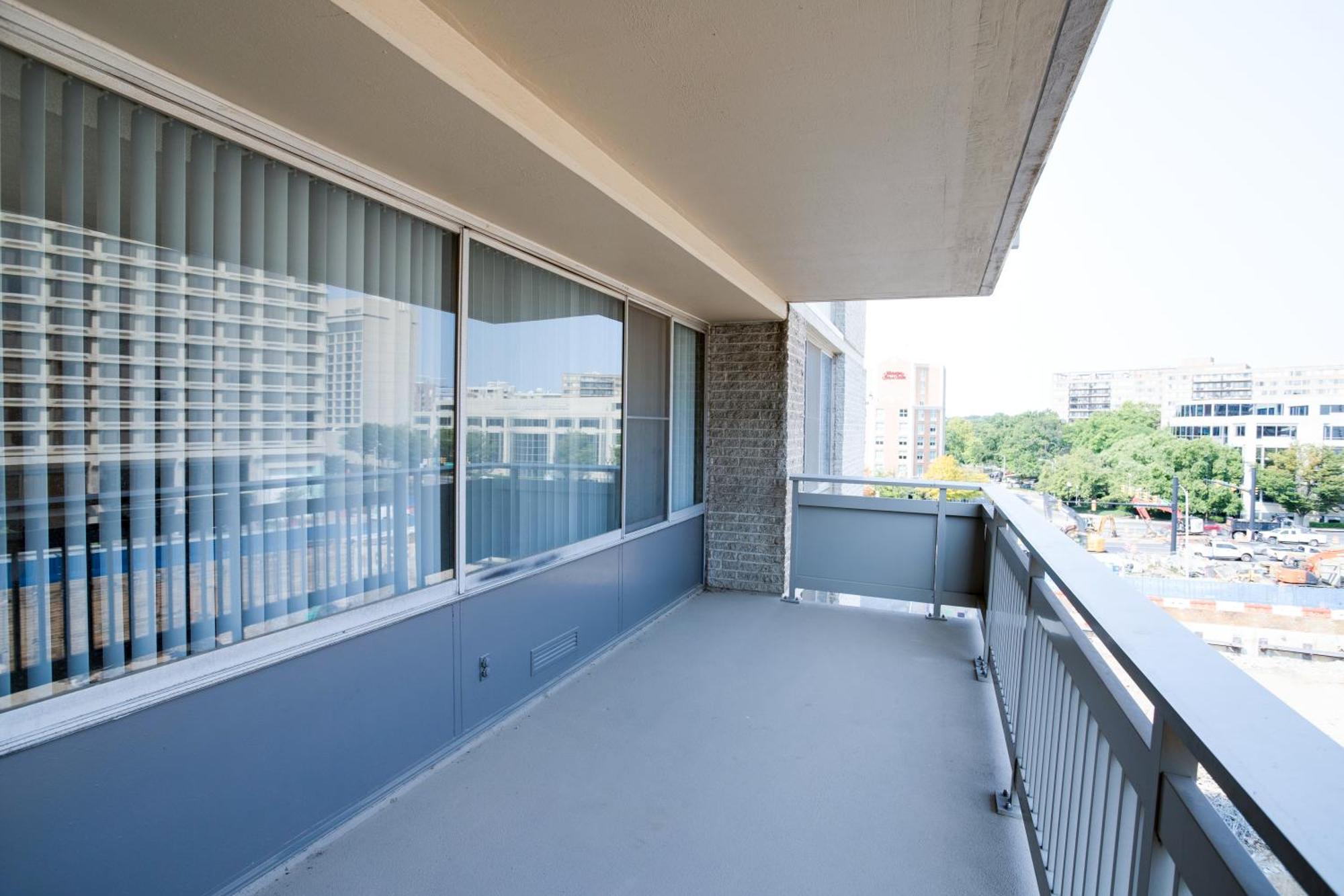 Beautiful 2Br Apartment At Crystal City With Gym Arlington Esterno foto