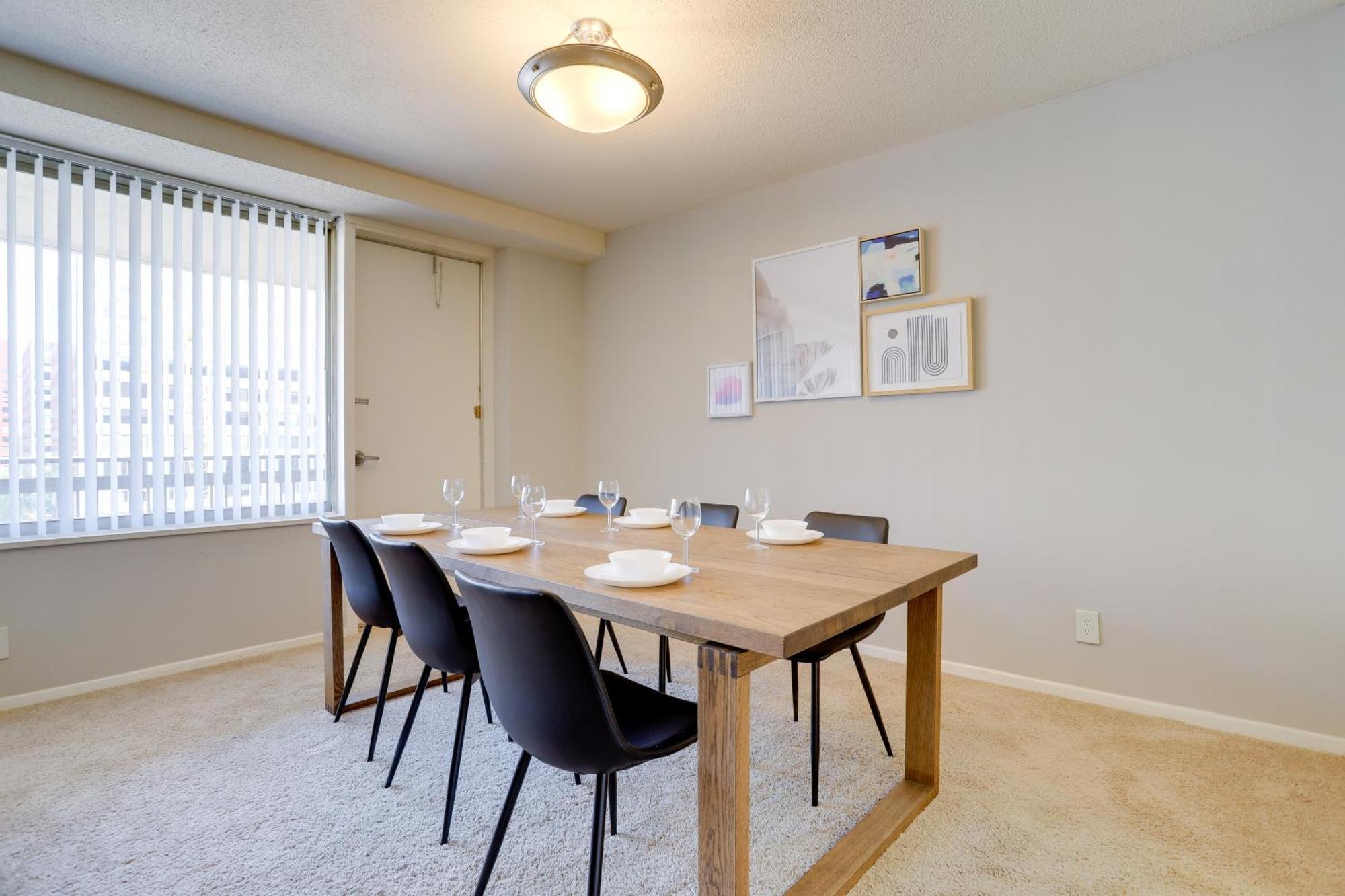 Beautiful 2Br Apartment At Crystal City With Gym Arlington Esterno foto